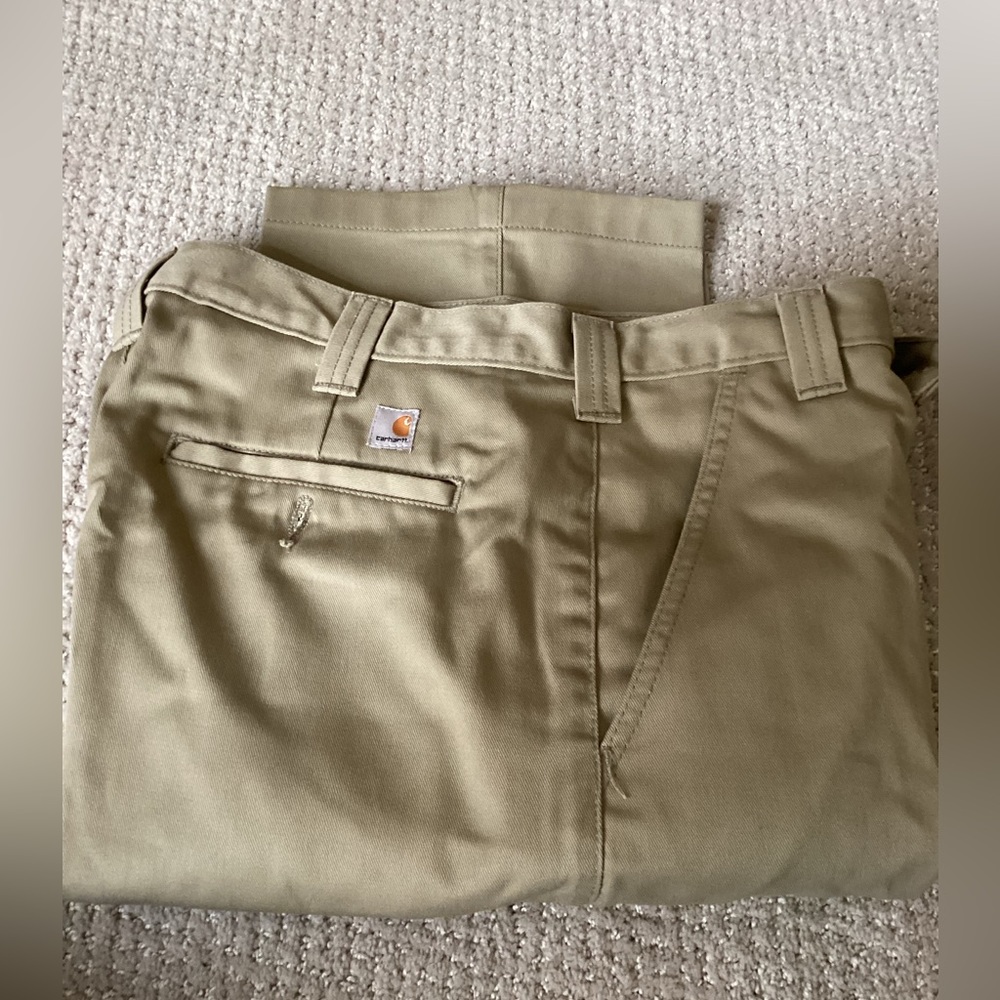 Men’s Carhartt khaki pants